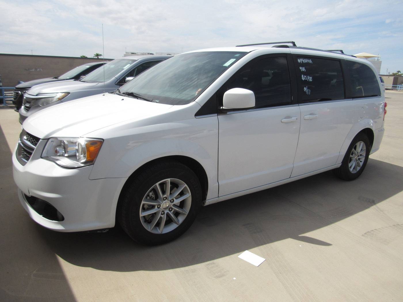 2020 Dodge Grand Caravan SXT — Minivan — 98,609 mi — Mesa, AZ