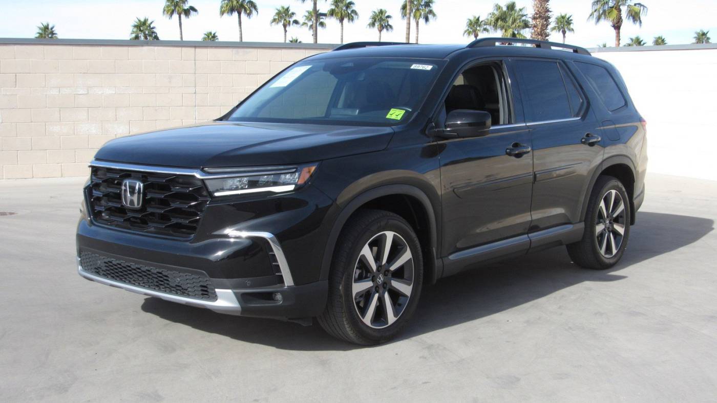 2024 Honda Pilot Touring — SUV — 13,758 mi — Mesa, AZ