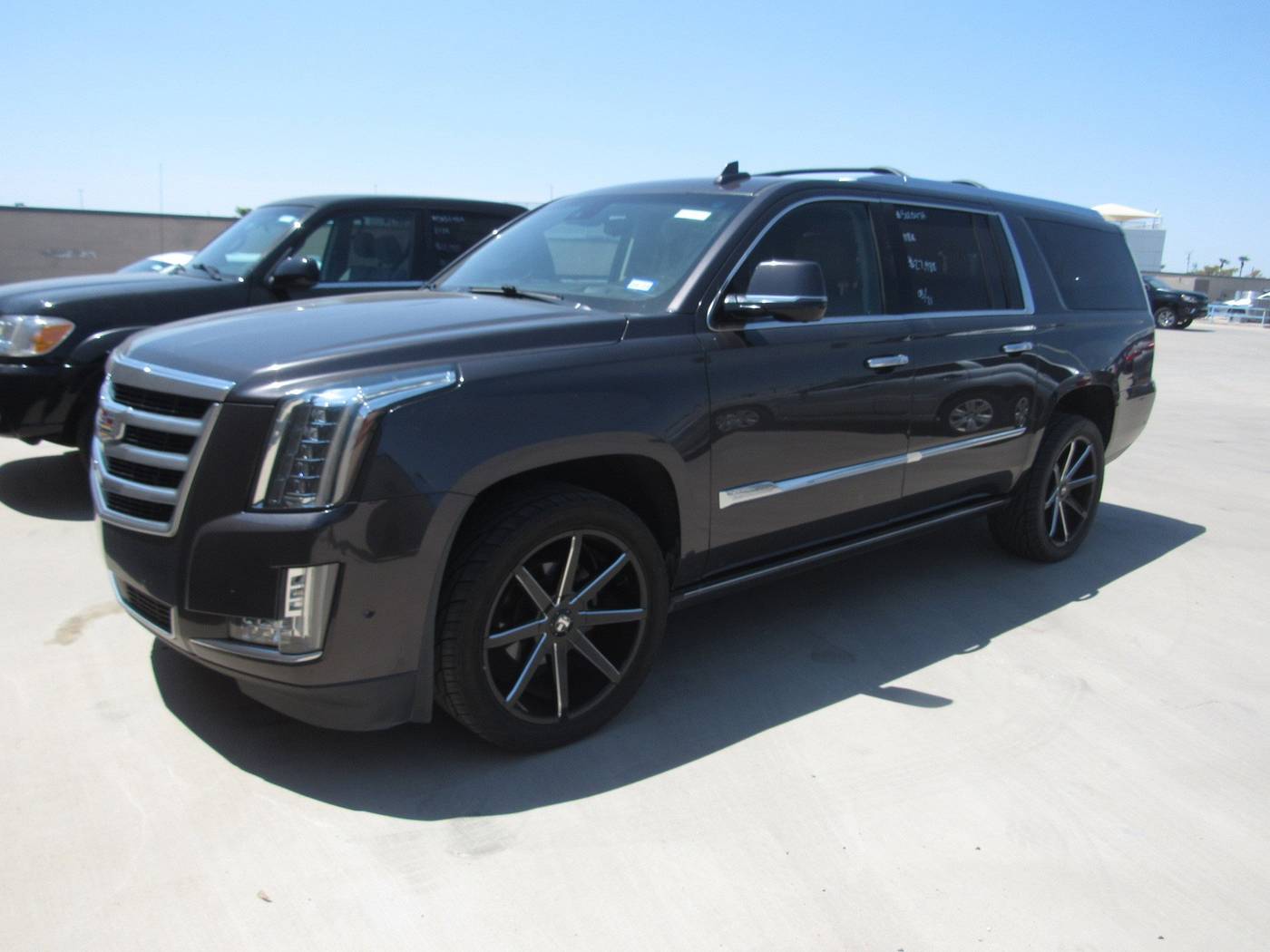 2018 Cadillac Escalade Premium Luxury — SUV — 118,786 mi — Mesa, AZ