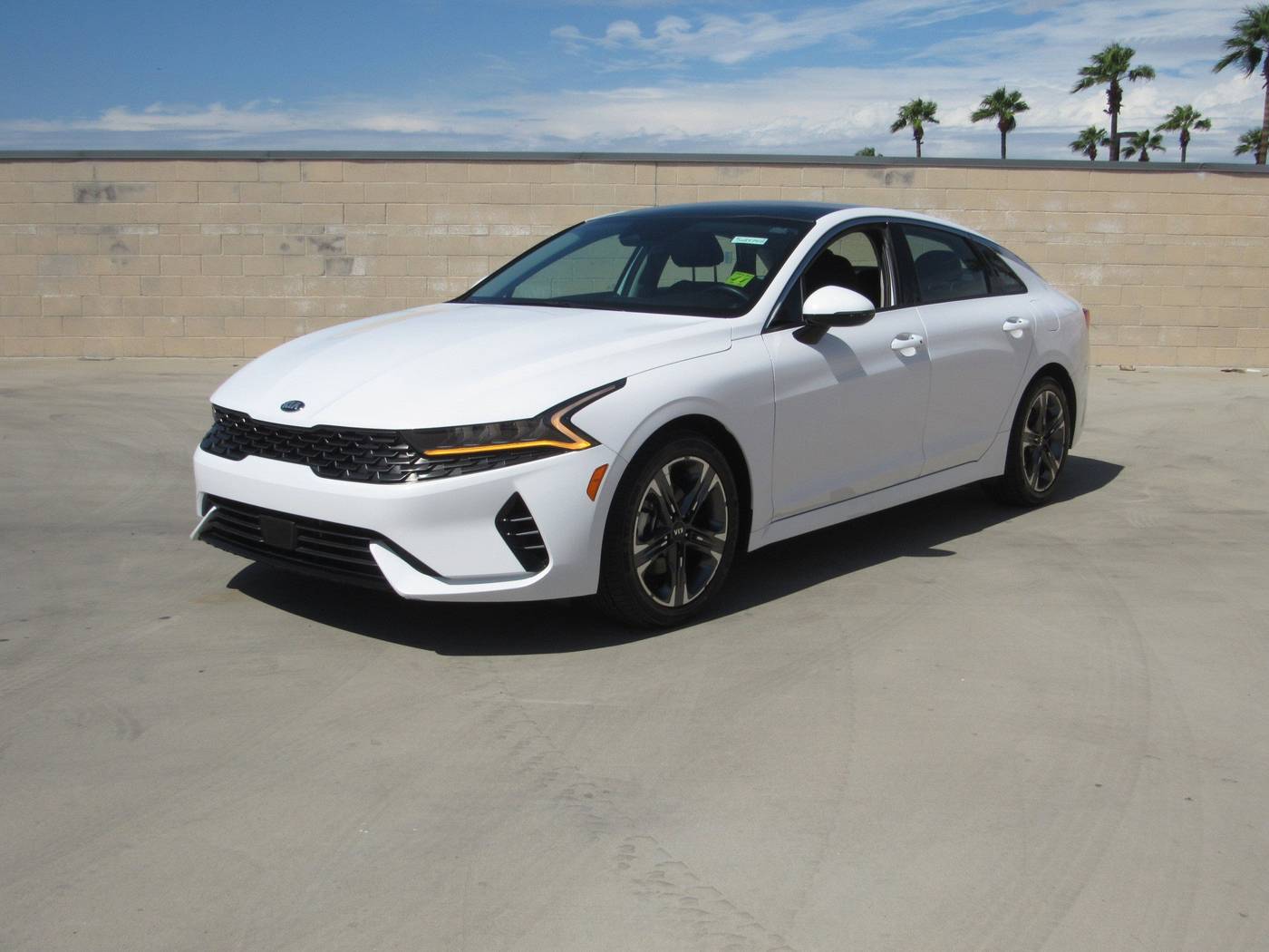 2021 Kia K5 EX — Sedan — 15,269 mi — Mesa, AZ