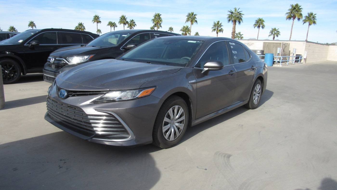 2021 Toyota Camry Hybrid LE — Sedan — 59,759 mi — Mesa, AZ