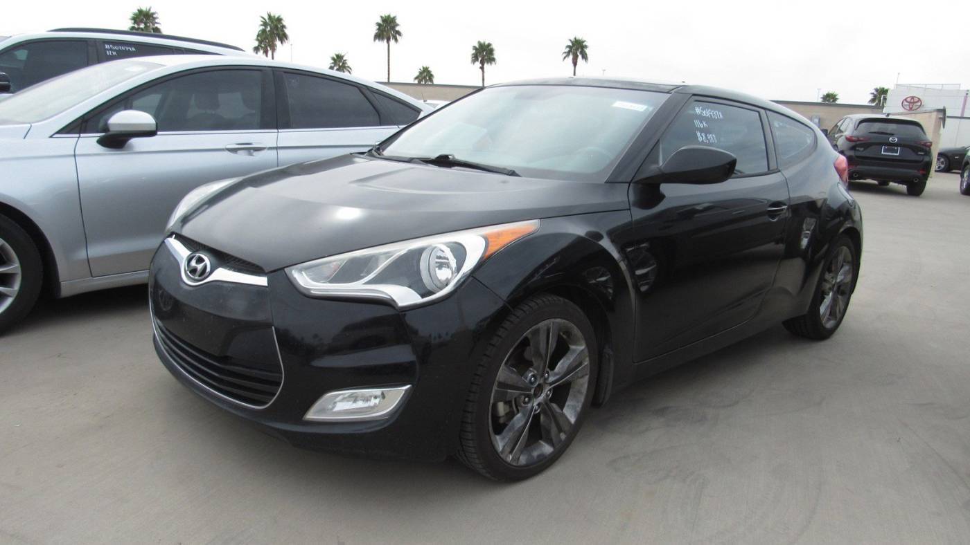 2016 Hyundai Veloster Base — Hatchback — 116,430 mi — Mesa, AZ