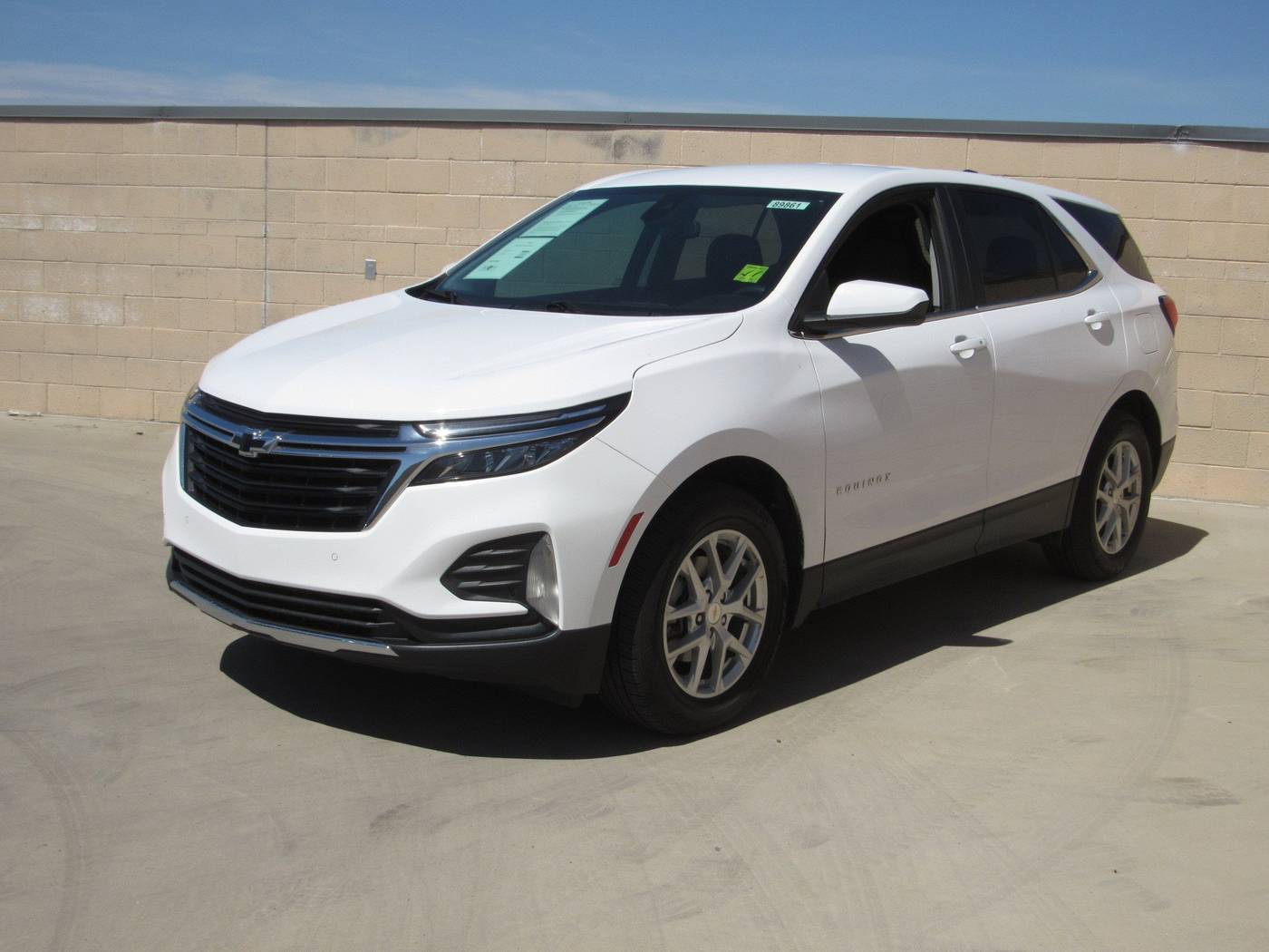 2022 Chevrolet Equinox LT — SUV — 30,245 mi — Mesa, AZ