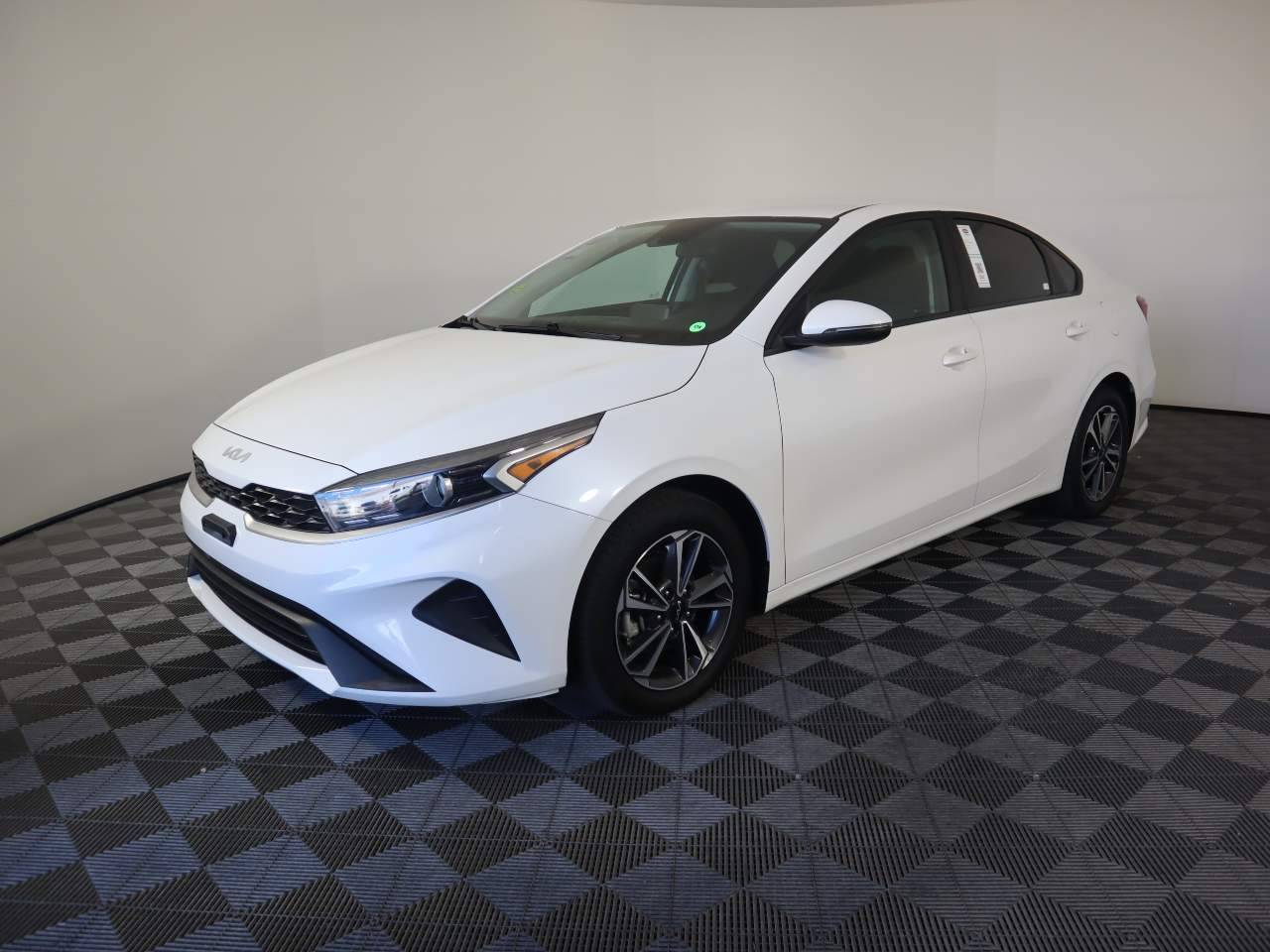 2024 Kia Forte LXS — Sedan — 20,252 mi — Las Vegas, NV