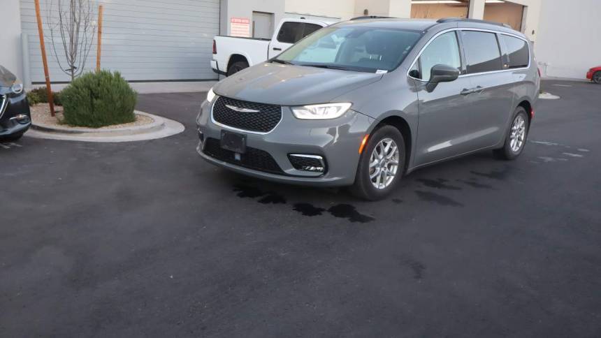 2022 Chrysler Pacifica Touring L — Minivan — 59,110 mi — Las Vegas, NV