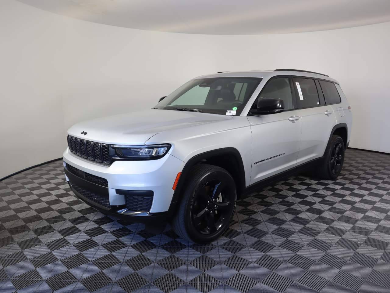 2023 Jeep Grand Cherokee Altitude — SUV — 24,216 mi — Las Vegas, NV