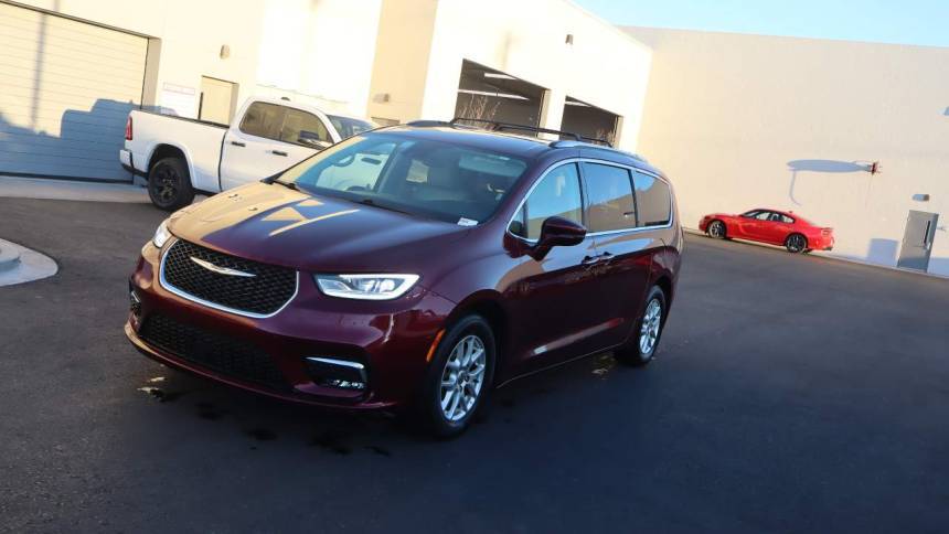 2021 Chrysler Pacifica Touring L — Minivan — 76,089 mi — Las Vegas, NV