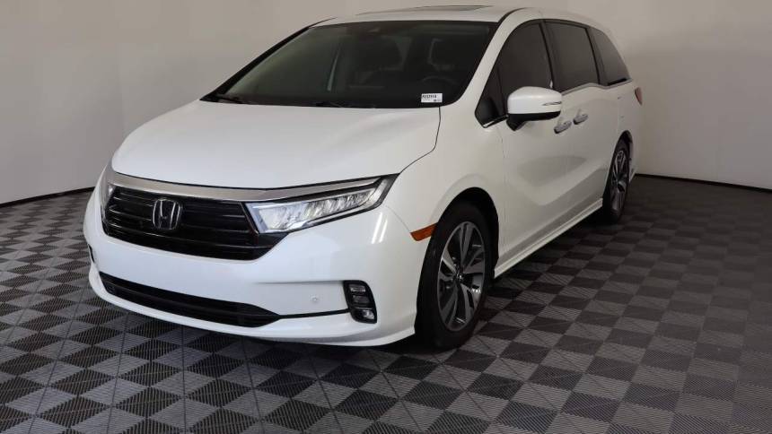 2022 Honda Odyssey Touring — Minivan — 25,989 mi — Las Vegas, NV