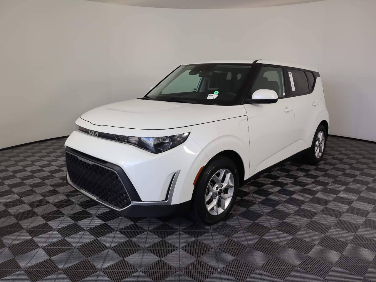 2023 Kia Soul LX — Hatchback — 29,820 mi — Las Vegas, NV