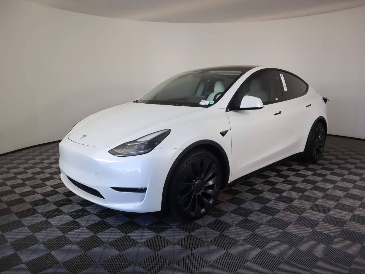 2024 Tesla Model Y Performance — SUV — 14,551 mi — Las Vegas, NV
