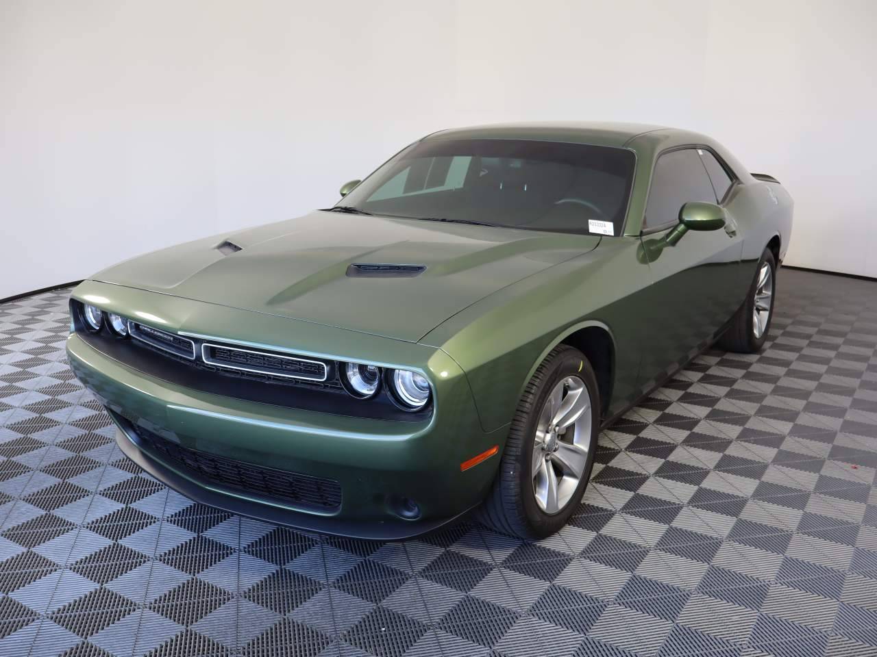 2022 Dodge Challenger SXT — Coupe — 14,862 mi — Las Vegas, NV