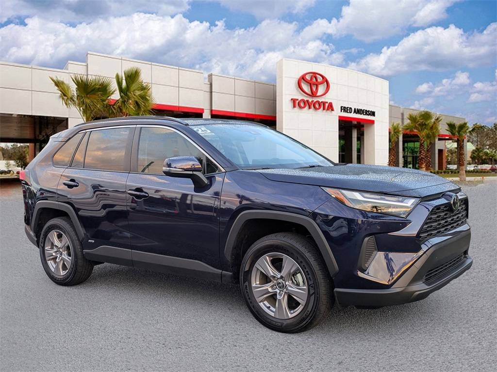 2025 Toyota RAV4 Hybrid XLE — SUV — 2,101 mi — Charleston, SC