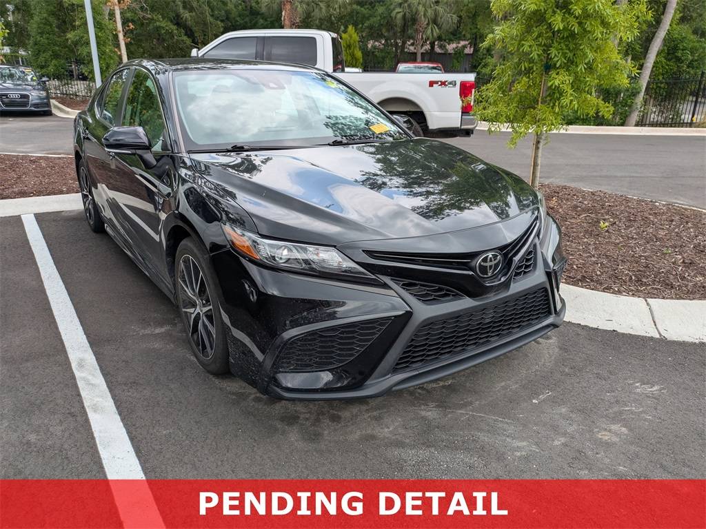 2022 Toyota Camry SE — Sedan — 27,779 mi — Charleston, SC