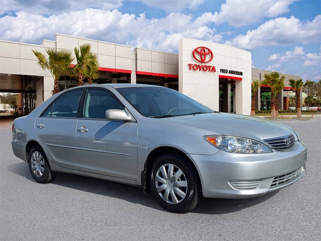 2005 Toyota Camry LE — Sedan — 175,561 mi — Charleston, SC