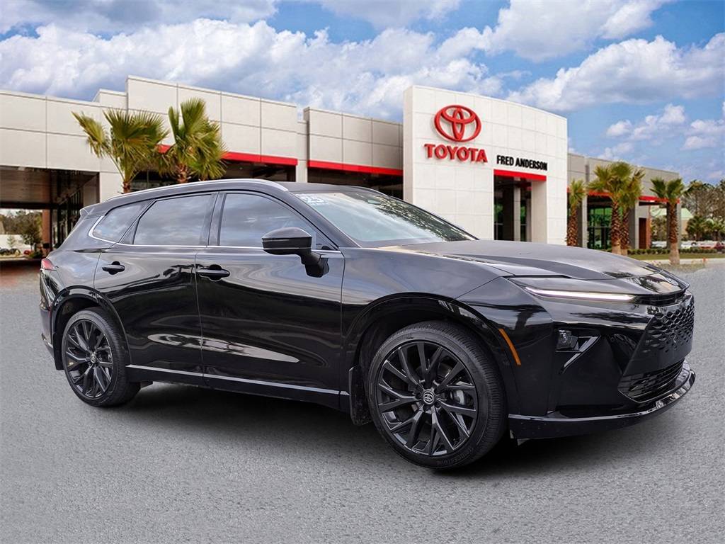 2025 Toyota Crown Signia XLE — SUV — 10,532 mi — Charleston, SC