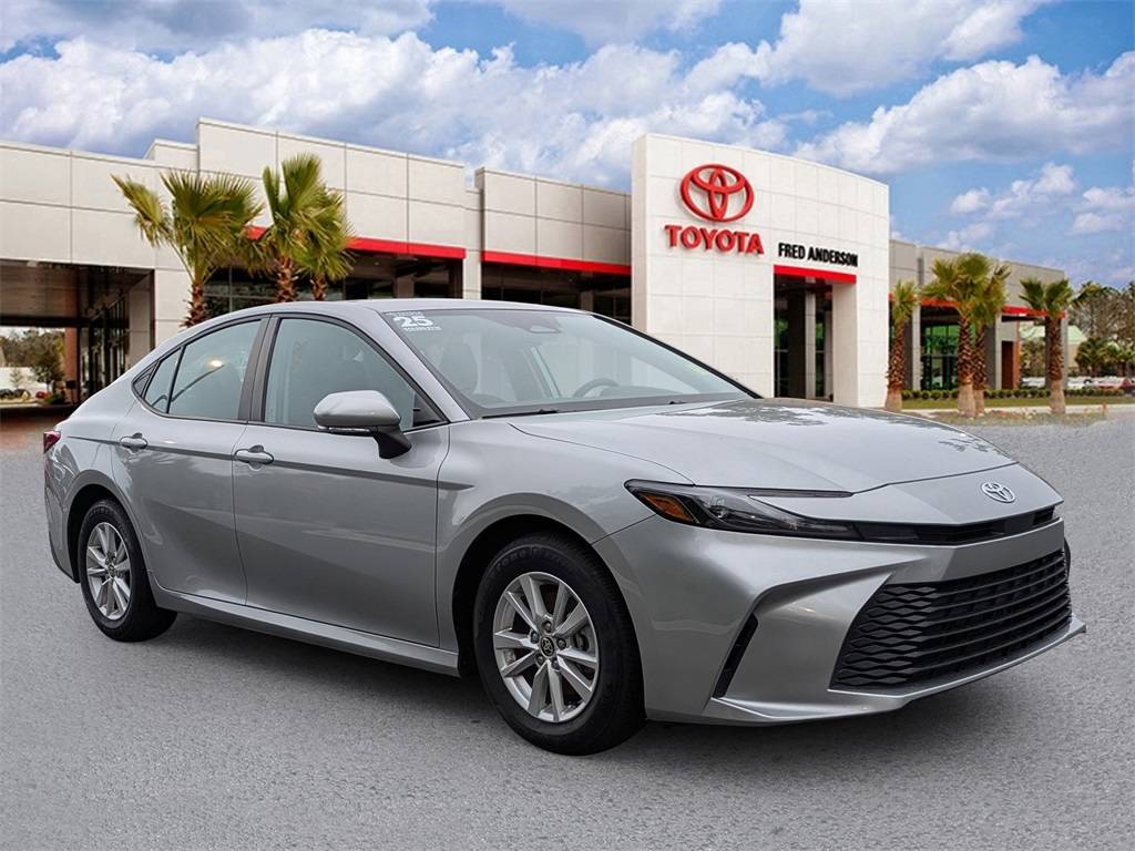 2025 Toyota Camry LE — Sedan — 20,007 mi — Charleston, SC