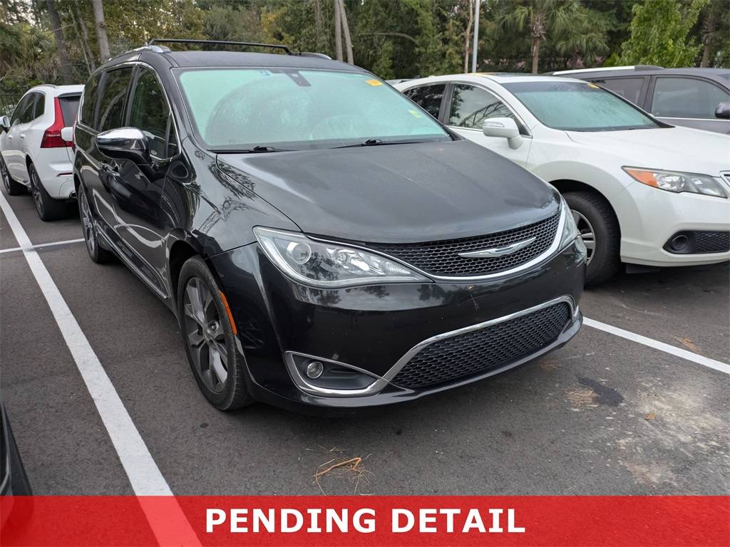 2017 Chrysler Pacifica Limited — Minivan — 117,279 mi — Charleston, SC