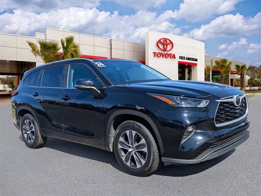 2024 Toyota Highlander LE — SUV — 22,731 mi — Charleston, SC