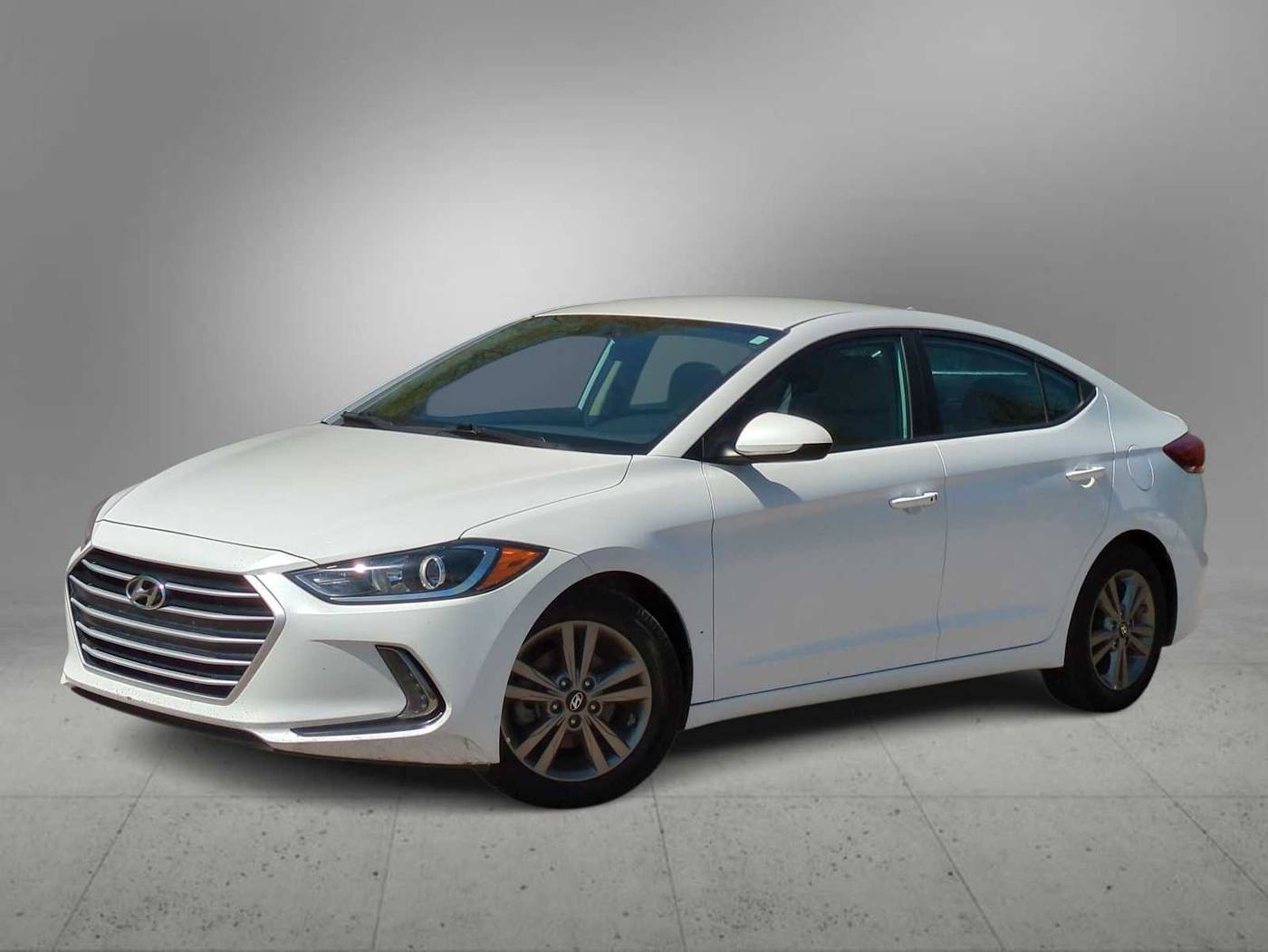 2017 Hyundai Elantra SE — Sedan — 92,431 mi — Ann Arbor, MI