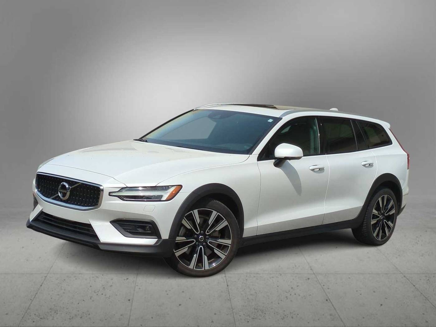 2022 Volvo V60 Cross Country T5 — Wagon — 38,784 mi — Ann Arbor, MI