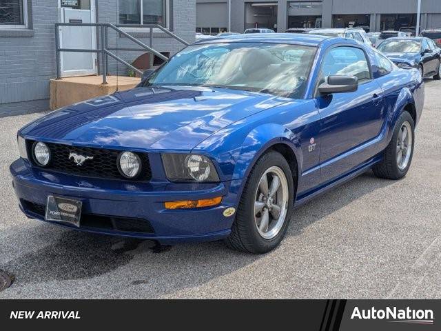 2005 Ford Mustang GT Deluxe — Coupe — 76,542 mi — Westlake, OH