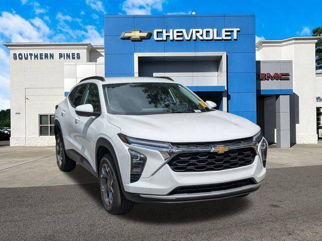 2025 Chevrolet Trax LT — SUV — 6,923 mi — Southern Pines, NC