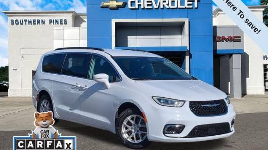 2022 Chrysler Pacifica Touring L — Minivan — 67,720 mi — Southern Pines, NC
