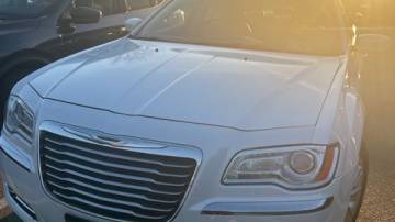 2013 Chrysler 300 Base — Sedan — 118,485 mi — Southern Pines, NC