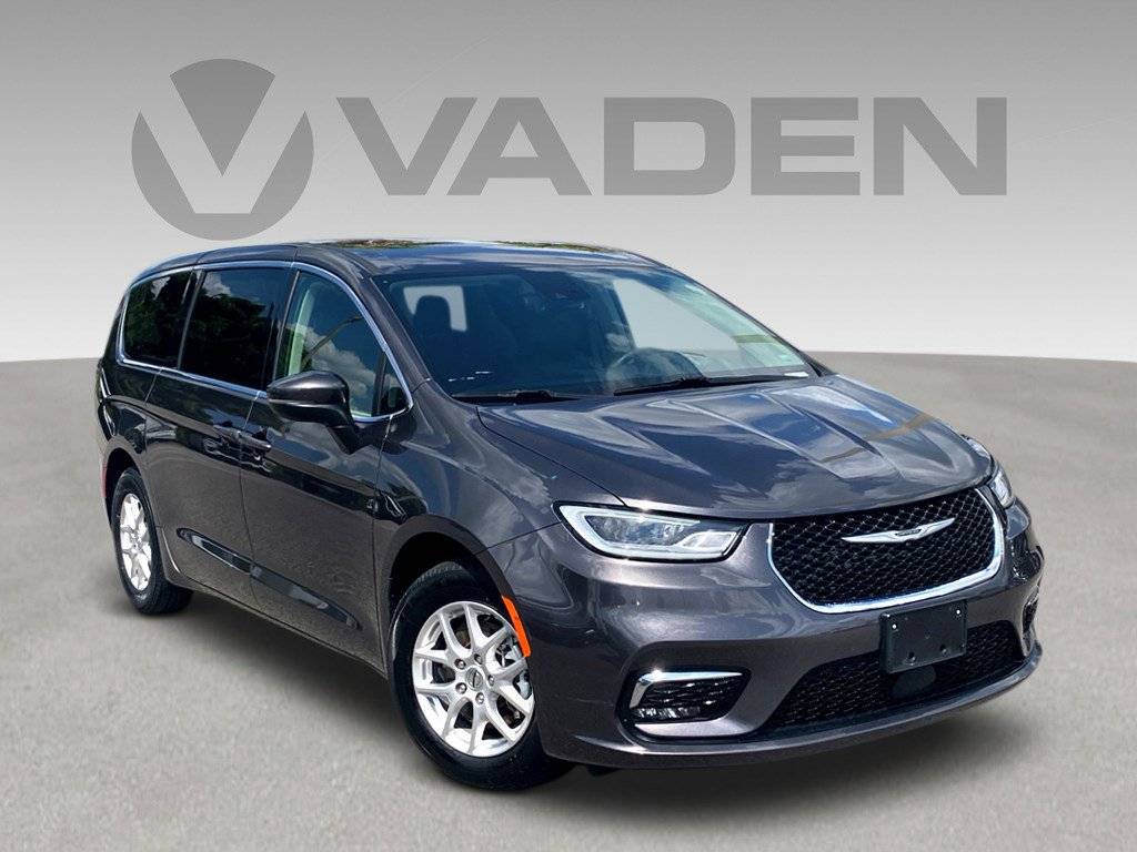 2023 Chrysler Pacifica Touring L — Minivan — 61,191 mi — Savannah, GA