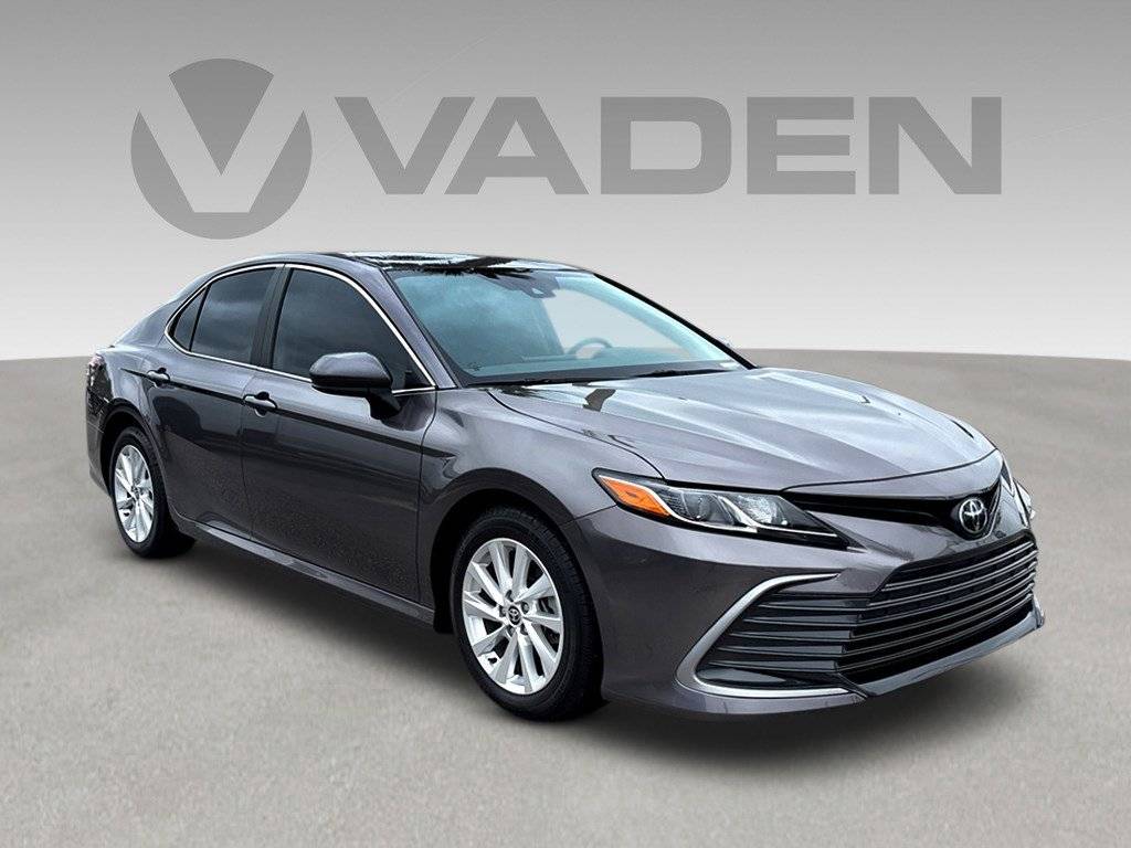 2024 Toyota Camry LE — Sedan — 14,788 mi — Savannah, GA