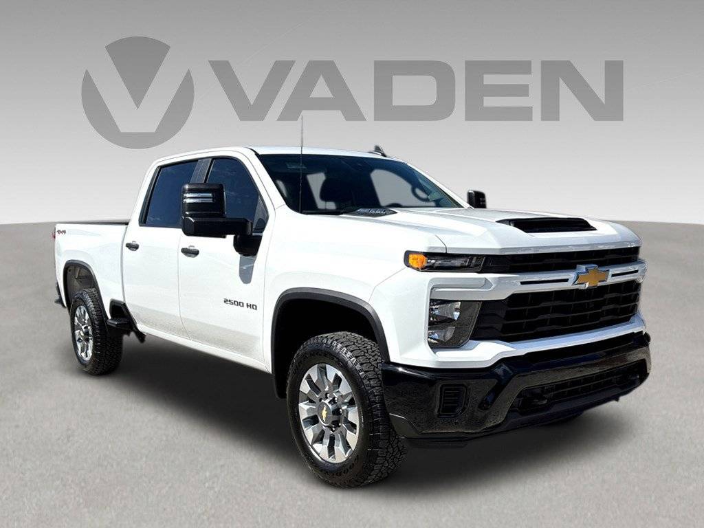 2025 Chevrolet Silverado 2500HD Custom — Pickup Truck — 13,150 mi — Savannah, GA