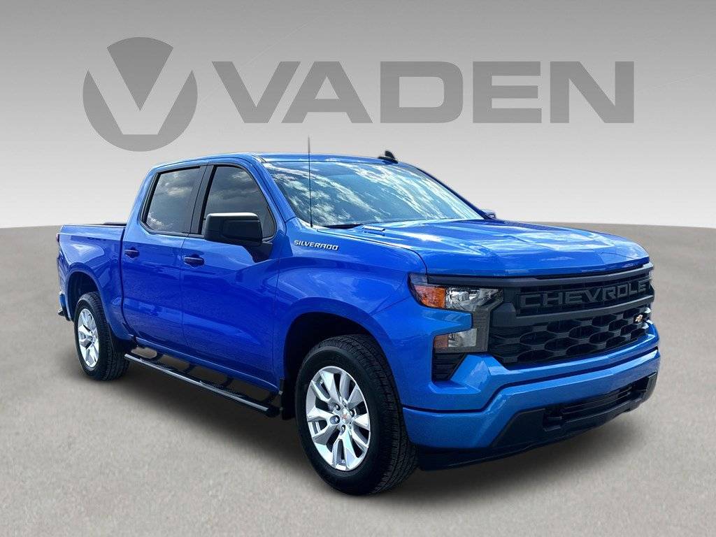 2025 Chevrolet Silverado 1500 Custom — Pickup Truck — 930 mi — Savannah, GA