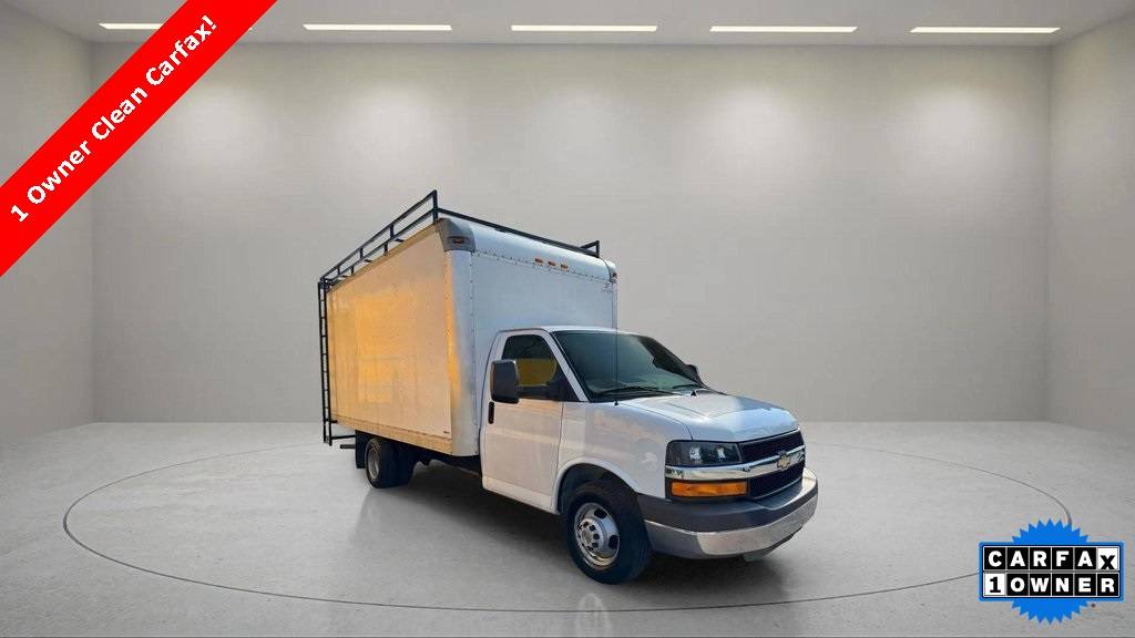 2016 Chevrolet Express Commercial Cutaway 3500 — Chassis Cab Truck — 51,974 mi — West Allis, WI