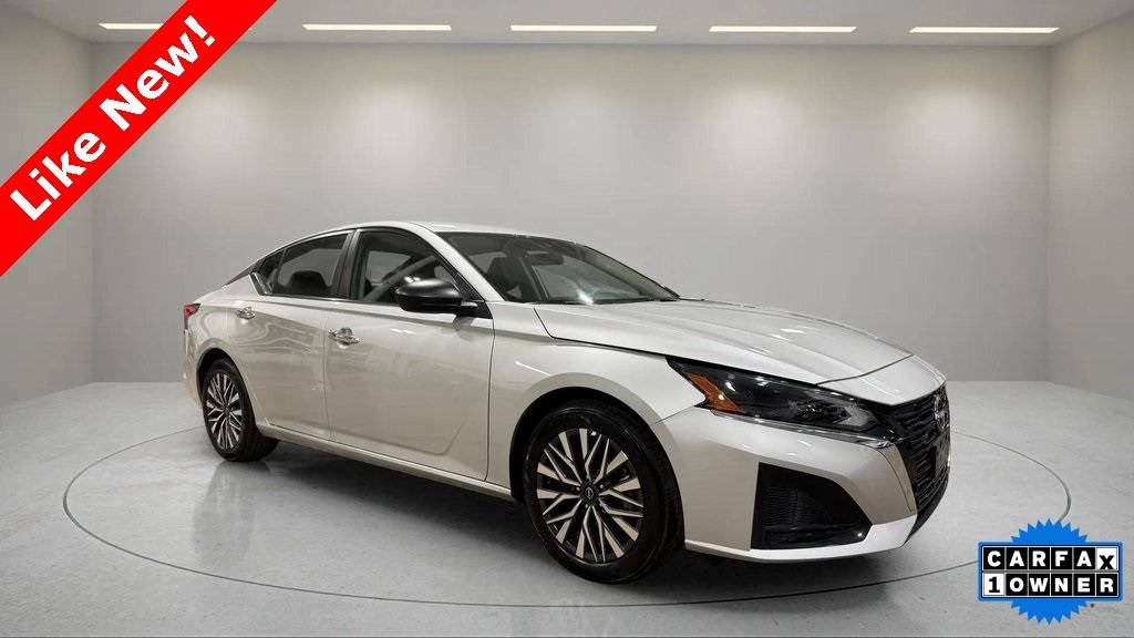 2025 Nissan Altima SV — Sedan — 2,620 mi — West Allis, WI