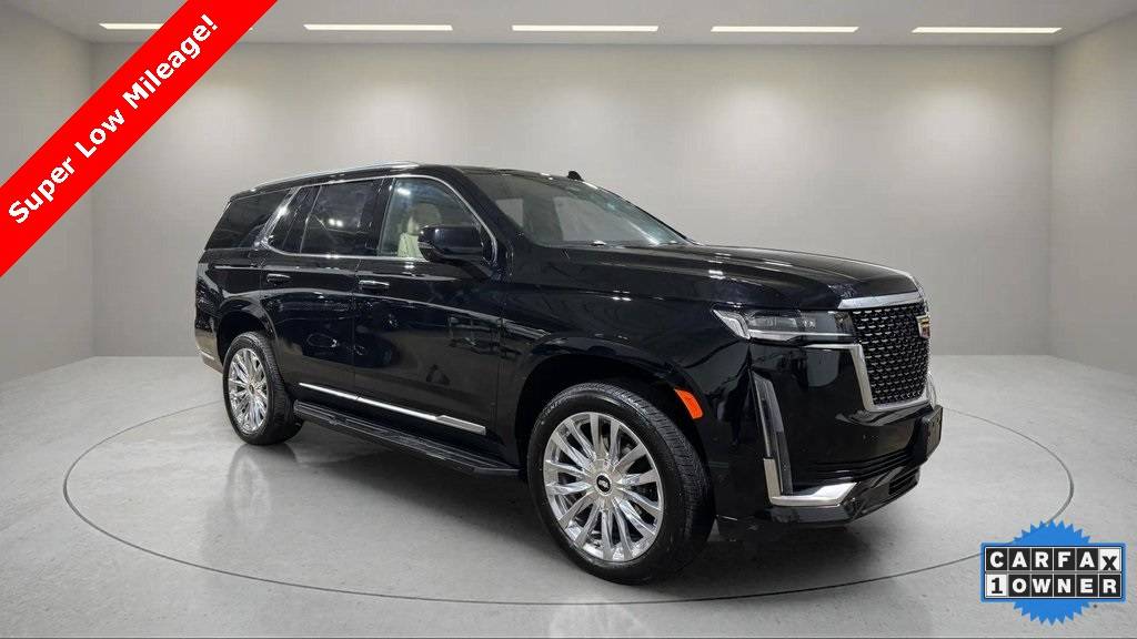 2022 Cadillac Escalade Premium Luxury — SUV — 10,710 mi — West Allis, WI