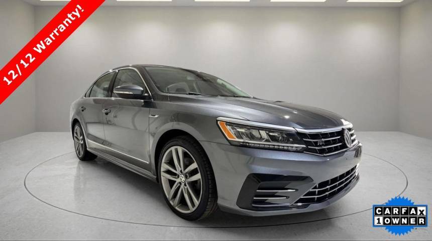 2017 Volkswagen Passat R-Line — Sedan — 70,903 mi — West Allis, WI
