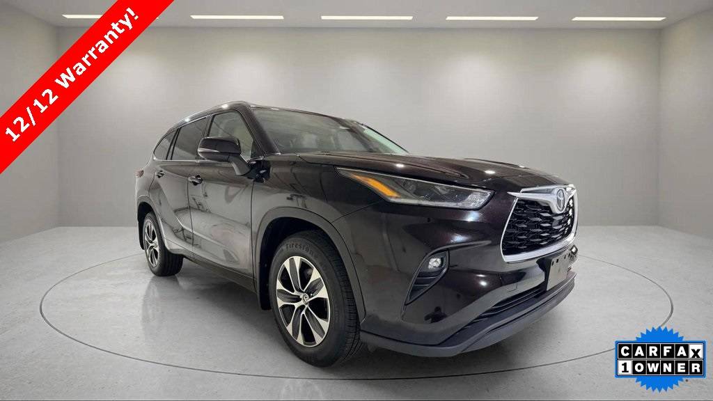 2021 Toyota Highlander XLE — SUV — 62,516 mi — West Allis, WI