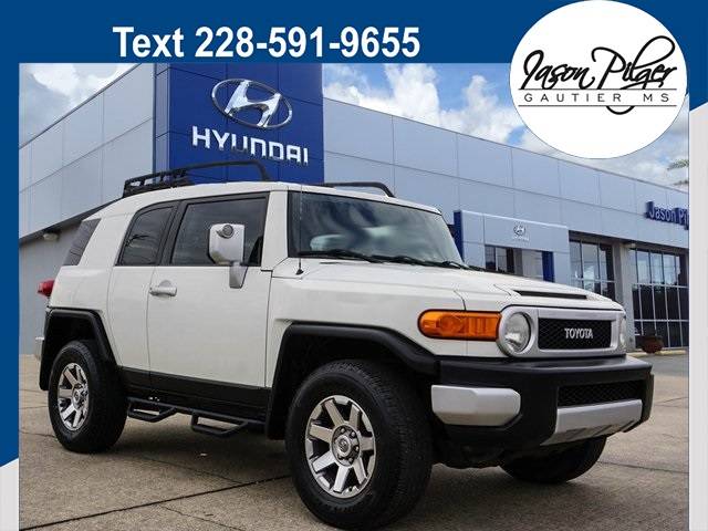 2014 Toyota FJ Cruiser Base