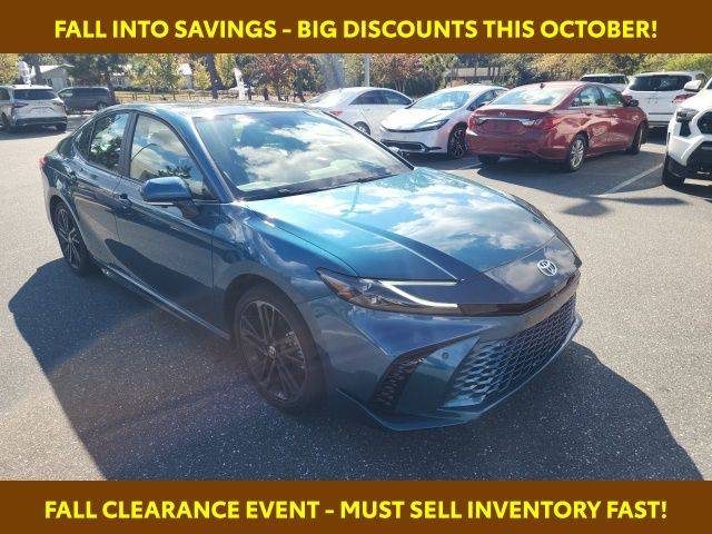2025 Toyota Camry Hybrid XSE — Sedan — 14,060 mi — Southern Pines, NC