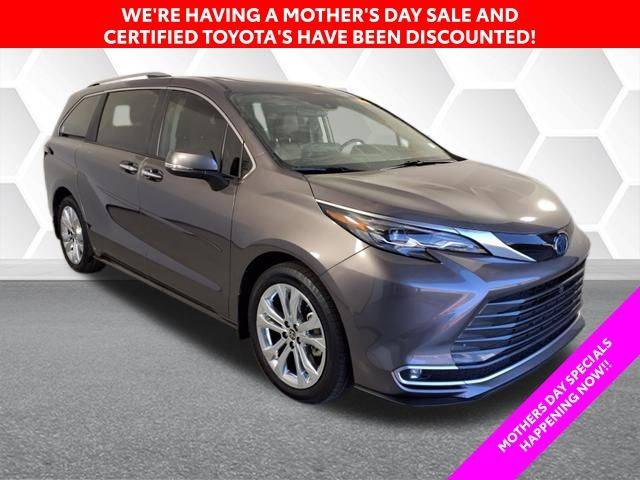 2024 Toyota Sienna Platinum — Minivan — 5,350 mi — Southern Pines, NC