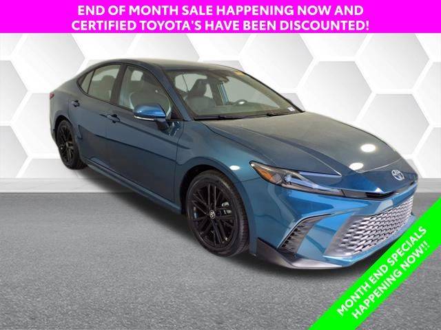 2025 Toyota Camry SE — Sedan — 19,940 mi — Southern Pines, NC