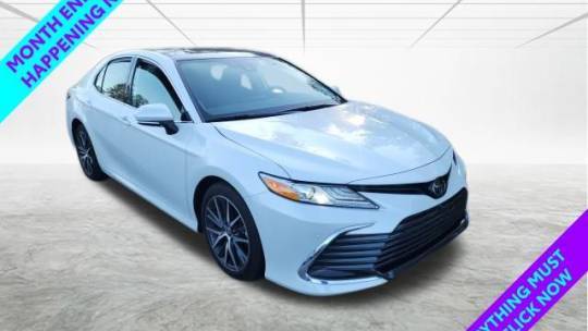 2023 Toyota Camry XLE V6 — Sedan — 6,170 mi — Southern Pines, NC