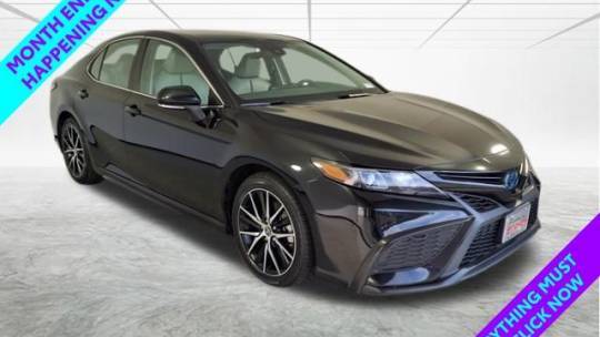 2023 Toyota Camry Hybrid SE — Sedan — 58,421 mi — Southern Pines, NC