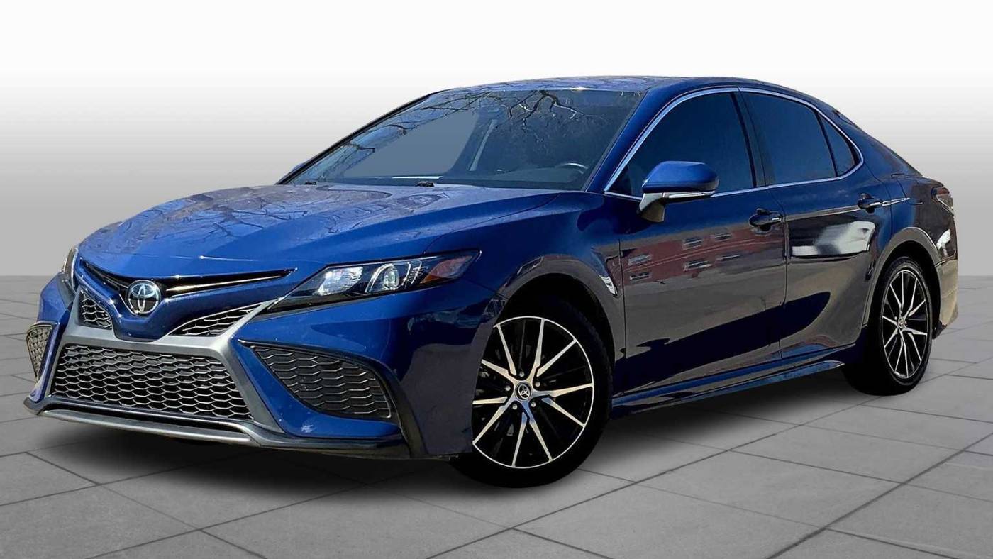 2023 Toyota Camry SE — Sedan — 60,271 mi — Tulsa, OK