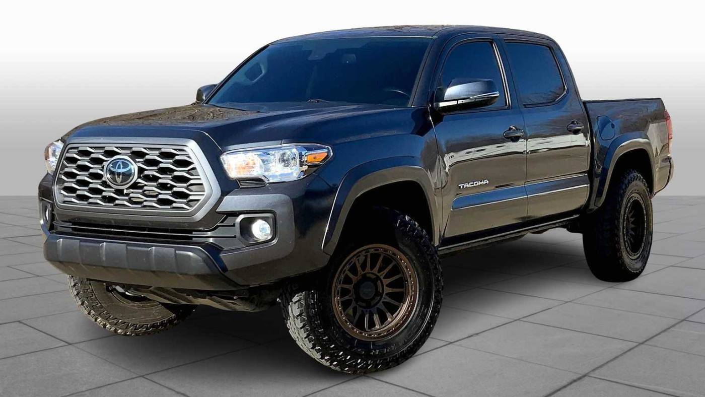 2022 Toyota Tacoma SR5 — Pickup Truck — 31,695 mi — Tulsa, OK