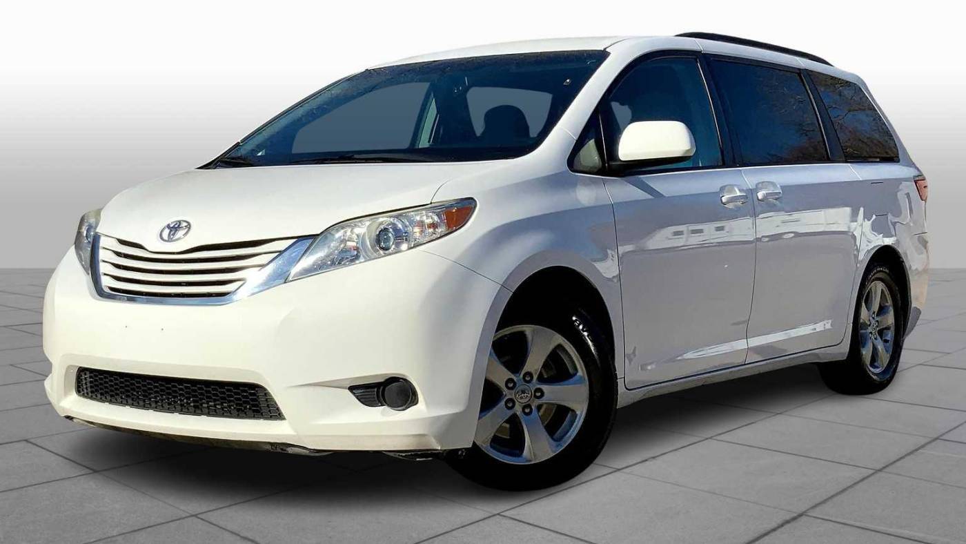 2015 Toyota Sienna LE — Minivan — 140,509 mi — Tulsa, OK