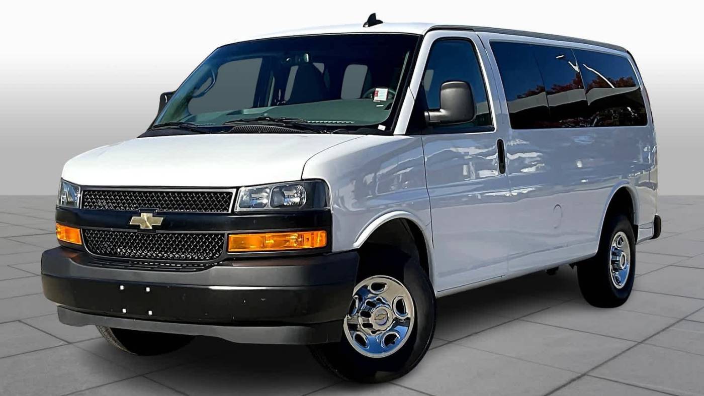 2023 Chevrolet Express Passenger LS — Passenger Van — 11,854 mi — Tulsa, OK