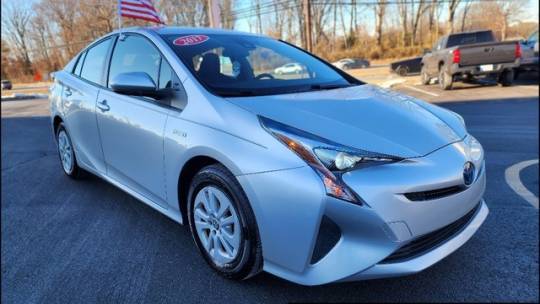 2017 Toyota Prius Four — Hatchback — 60,854 mi — Eatontown, NJ