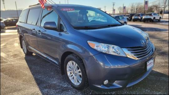 2017 Toyota Sienna L — Minivan — 91,465 mi — Eatontown, NJ