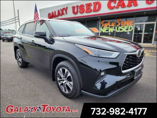 2022 Toyota Highlander XLE — SUV — 35,231 mi — Eatontown, NJ